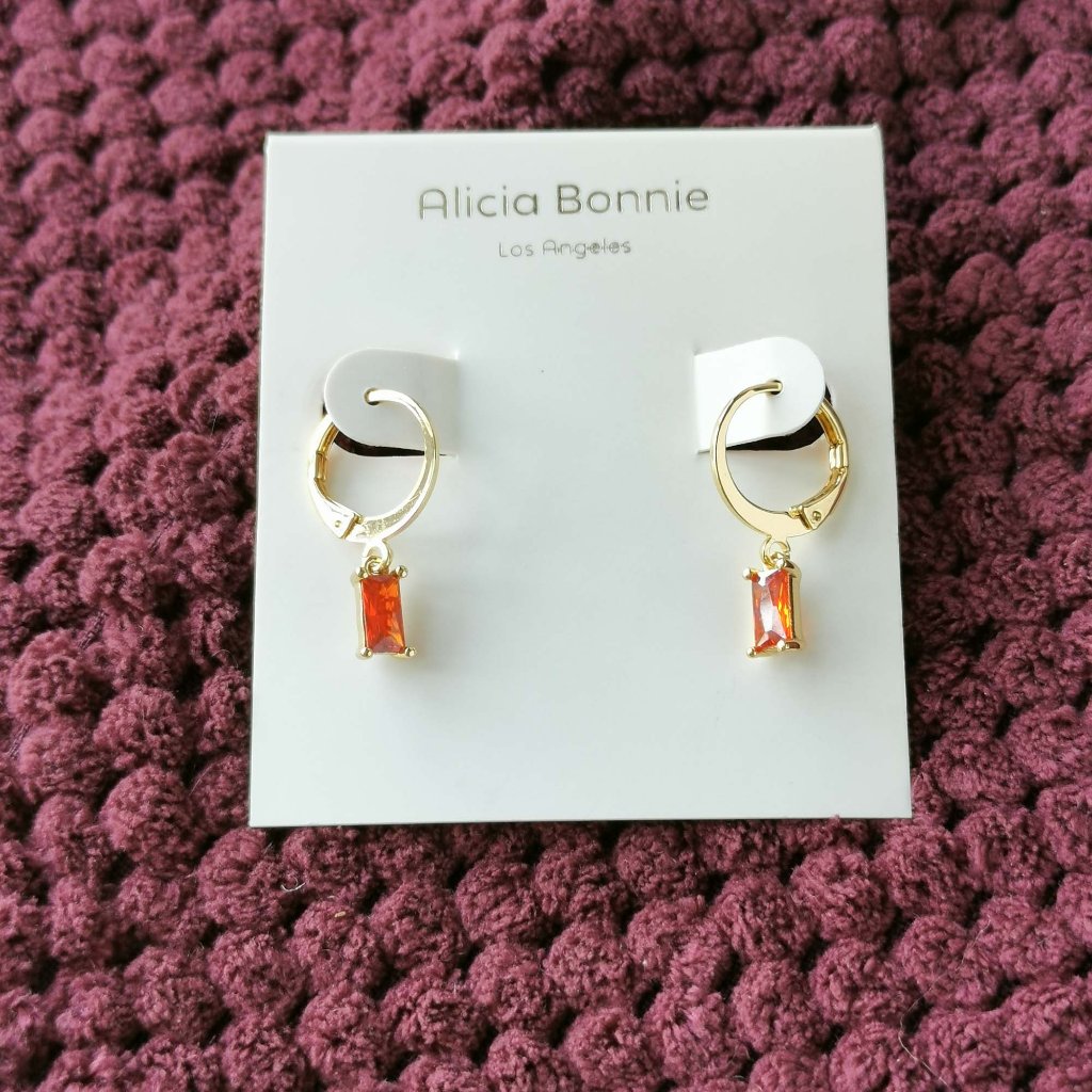 Alicia Bonnie Gold Red Crystal Twinkling Treasure Huggie Drop Earrings New 13$
